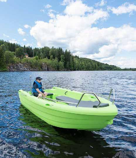 PIONER 12 MAXI LANSERAD 2016 TUFF TRYGGHET FÖR FRAMTIDEN Med Pioner 12 Maxi får du en modern och säker båt för många användningsområden. Den är självlänsande, lättplanande, mycket stabil och solid.