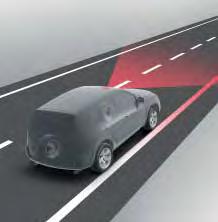 körning. Tre aktiva tekniker Automatic High Beam, Pre-Collision System och Lane Departure Alert.
