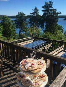 Nu har hon åkt till Brasilien för att hjälpa ett kaffeplantage att utveckla sin verksamhet. Vi håller tummarna att vi får henne tillbaka nästa sommar.