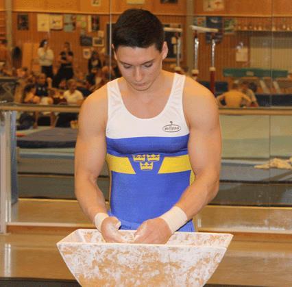 VM-kvalet över för herrarna 2009-10-13 Björn Slånvall fick högsta poängen av de tre svenska VM-gymnasterna: 80,200. Måns poäng gren för gren: Fristående 14,5. Bygel (ett fall) 10,6, Ringar 13,475.