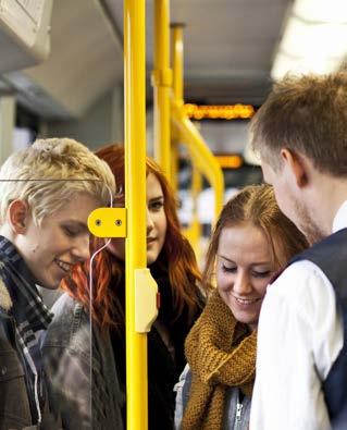 Kollektivtrafiken växer i hela länet Resandet med kollektivtrafik i länet når nya rekordnivåer, både när det gäller antal resande och nöjda resenärer. Varje dag reser 825 000 med kollektivtrafiken.
