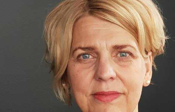 Monica Larsson är jur. kand., fil.dr. och universitetslektor i socialt arbete. Under flera år har hon arbetat som lärare och forskare med inriktning på funktionshinder.