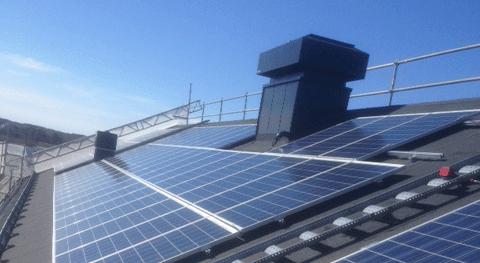 SOLCELLER APELSINEN Effecta har under våren 2016 monterat