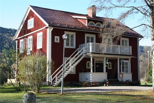MED FASTIGHET Län: Mörrum, Blekinge Oms: 4 500 000 SEK Begärt Pris: Ring för info!