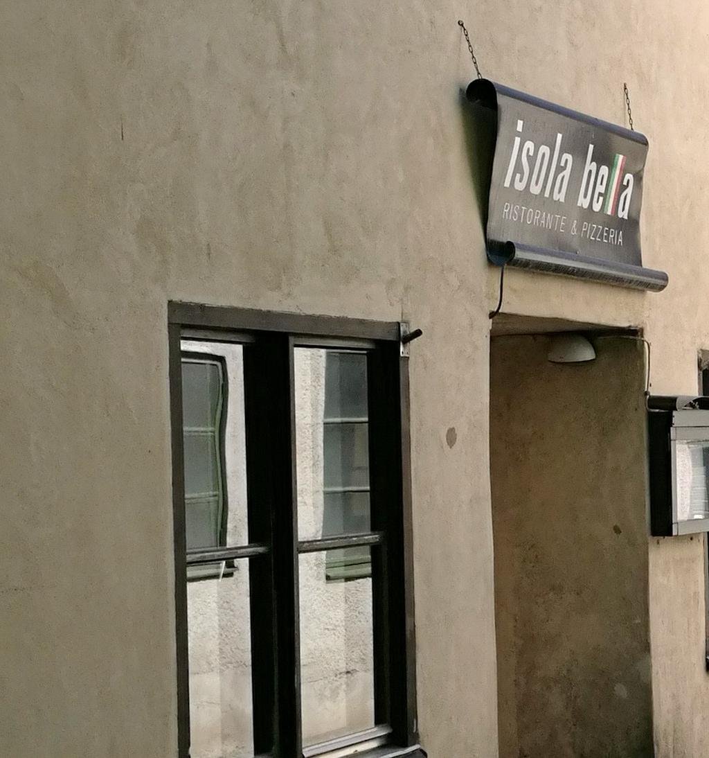 Sökes branschkunnig arrendator som skall ta hand även om frukosten till Hotellgäster.