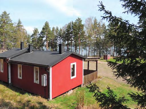 Strandskyddet är undantaget på dessa tomter vilket möjliggör nybyggnation med strandnära lägen. Detta är en unik möjlighet att få sitt drömboende med havet som närmsta granne.