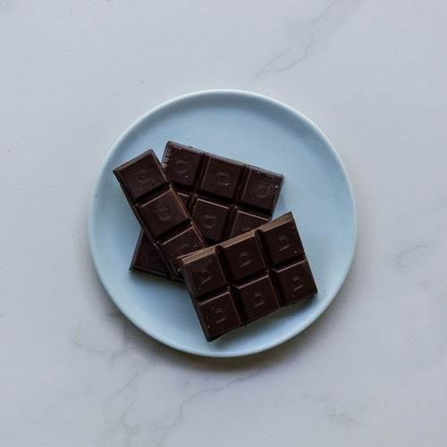 med koncentrat av ekologisk  Vår choklad är tillverkad i Melbourne,