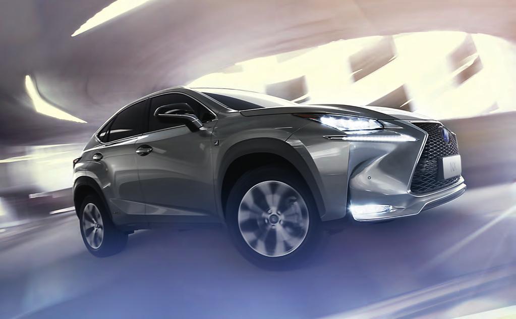 LEXUS NX EN INTRODUKTION NÄR VI SKAPADE NX STRÄVADE VI EFTER ATT BYGGA EN SÅ DISTINKT OCH VASS CROSSOVER, ATT MAN SKULLE VILJA PROVKÖRA DEN DIREKT VID BLOTTA ÅSYNEN.