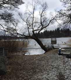 LÄNNAVIKEN Arrende På platsen finns en befintlig brygga som sköts av Länna Gårds Fiskevårdsförening. Sjösättning Iläggning och upptagning av båtar sker i direkt anslutning till bryggan.