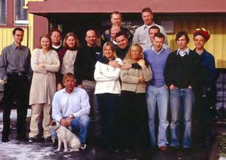 Skapa stämning på ett ögonblick med ljus, servetter, dukar och andra serveringstillbehör.