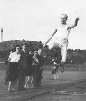 Profiler från förr Nr. 5 Holger Martinsson (1915-1970) Idrottskamraterna kallade honom för Matta.