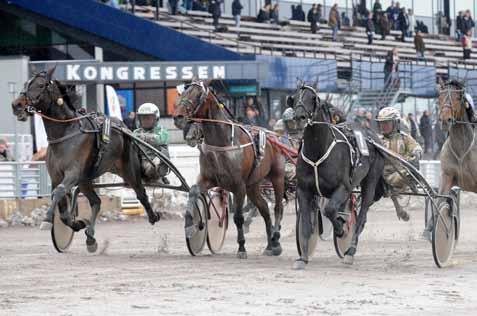 NYHETER 120406 Magnus avslutade Åbys V65:a Magnus Jakobsson noterades för en seger på Åbytravet igår. Med Mountain Dew ledde han den avslutande V65- avdelningen från start till mål.