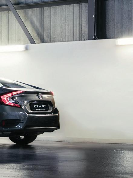moms och montering Motor Civic Type R 2.0 i-vtec, 310 hk. Bränsleförbr. bl. körning: 7.3 l/100 km. CO2-utsläpp: 170 g/km. Miljöklass: EURO 6. Kostnad för metallic tillkommer.