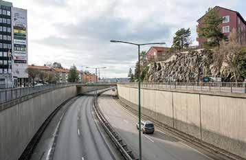 erfarenhet och kompetens försvann Göran Tegnér berättar att hans parti på Lidingö är övertygat om att det behövs dubbelspår på den nya spårvägsbron, som för övrigt också ska leda gång-, cykel och