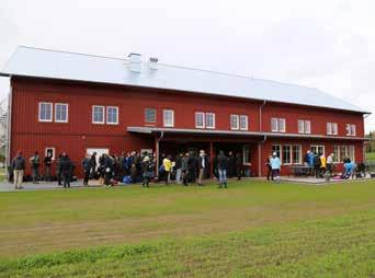 En av stationerna planeras och genomförs av er som stipendiater. Eftermiddagsfika serveras utomhus.