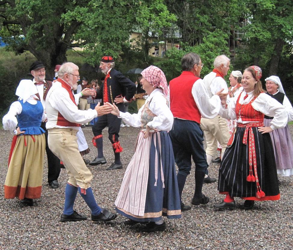 Århundradets Spelmansstämma 5-8 augusti Som väl alla redan vet anordnade Folkdansringen en jättestor fest i Stockholm torsdag den 5 söndag den 8 augusti 2010.
