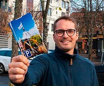 Hämta din p-skiva i kommunens InfoCenter eller i någon av butikerna i centrum. Parkera gra- gratis med med p- p-skiva!