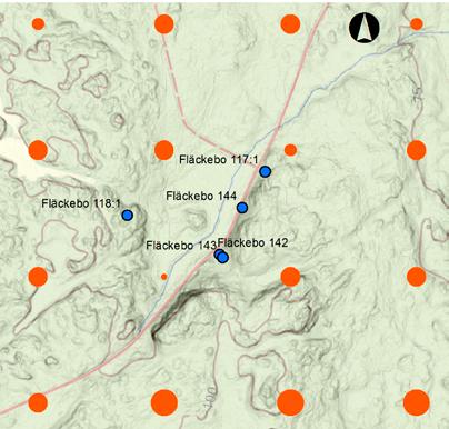 ovan). Brandens förlopp. Platsen för Fläckebo 142 och 143 markerad med en röd cirkel. Källa: Länsstyrelsen i Västmanland. Skala 1:10 000.