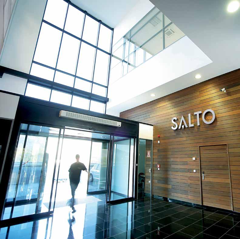 03 SALTO SYSTEMS ONE JUMP AHEAD Sedan 2001 har SALTO levererat marknadens mest tekniskt avancerade lösningar för passerkontroll utan mekaniska nycklar och kablar.