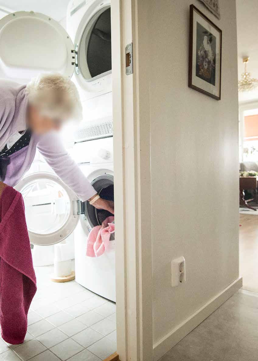 Vi bidrar till att flyttkedjor skapas. Fler yngre hushåll och barnfamiljer kan hitta hus på orten. Och äldre kan förlänga sin bostadskarriär.
