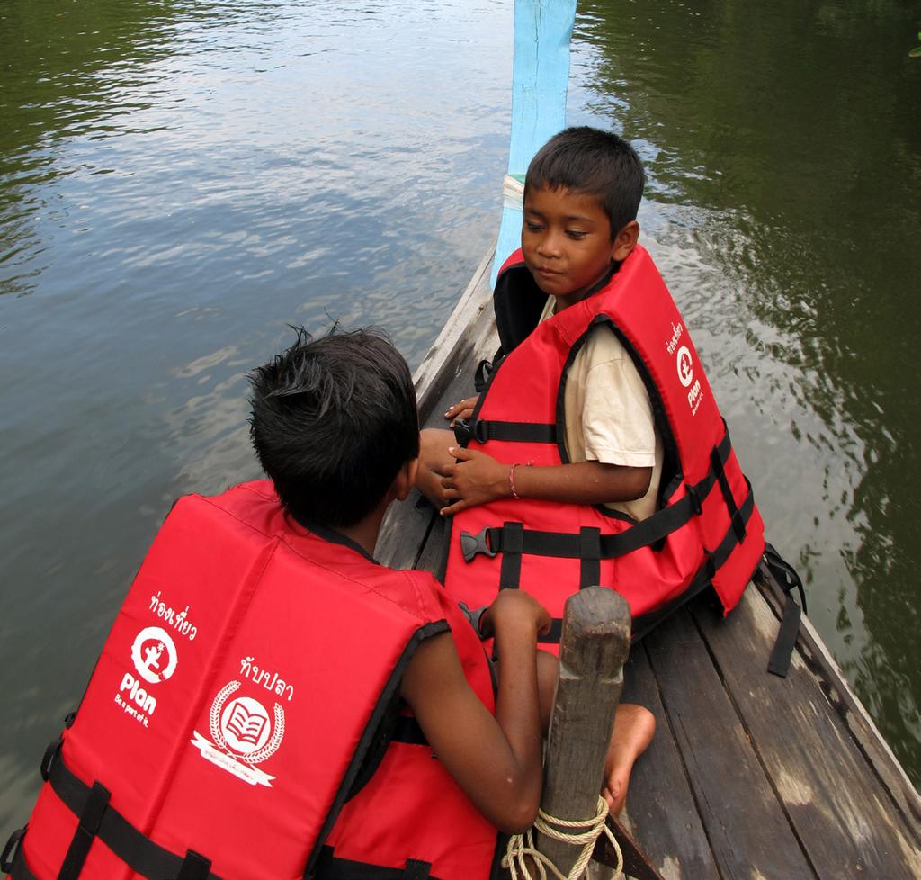 Thailand I Thailand bor minoritetsbefolkningen Moken, en grupp som delvis lever som sjönomader på havet mellan Thailand och Myanmar.