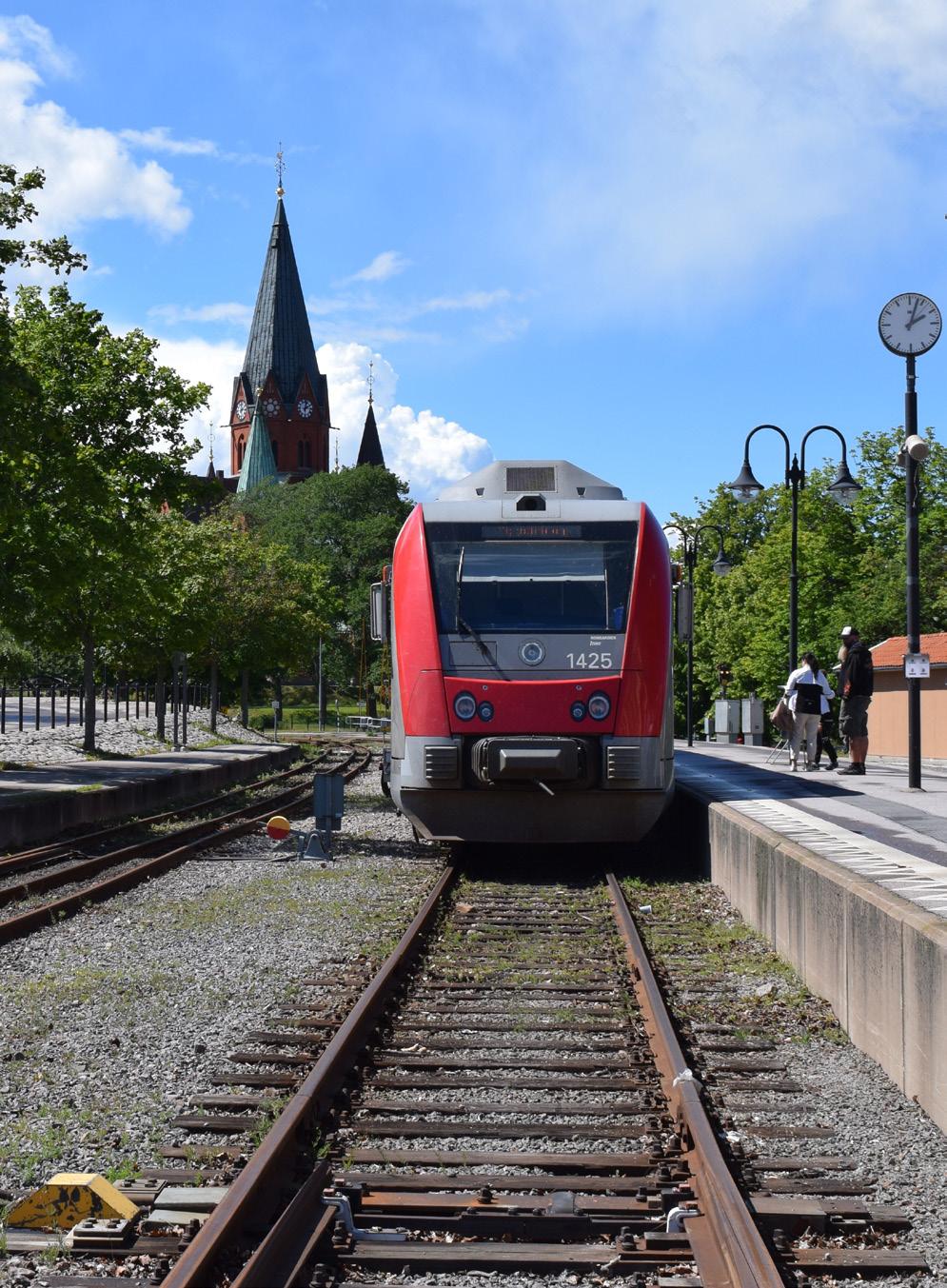 Folkbokförda på öarna har förtur när efterfrågan överstiger farkostens kapacitet.