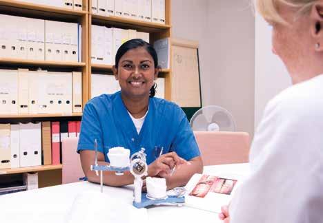 Christines dröm på väg att bli sann TEXT & FOTO Ebba Strömqvist Christine Lennartsson har strävat efter att bli specialist inom bettfysiologi sedan hon var tandläkarstudent.