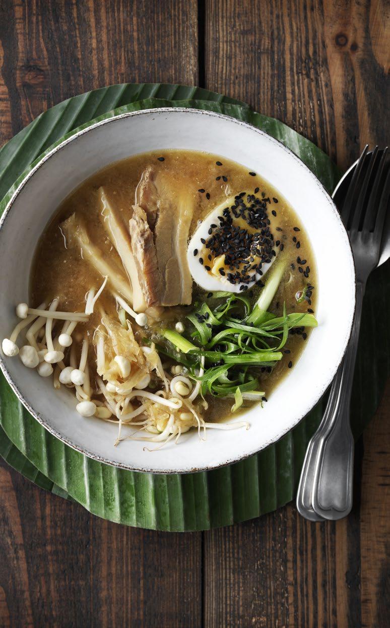 Miso ramen En härlig rätt med fläskkarré, grönsaker och ramen-nudlar i smakrik buljong.