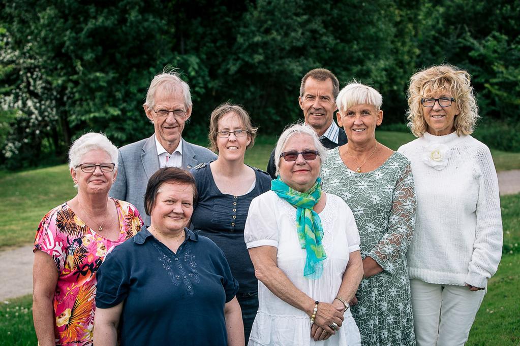HÖSTEN 2017 Kyrkoval 17 september 2017 Kandidaterna i Kyrkans Väl uppmanar dig att gå och rösta! Svenska kyrkan är demokratiskt uppbyggd och beroende av människors engagemang.