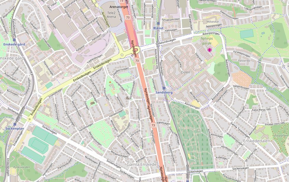 1 Inledning och syfte Svenska Bostäder planerar att bygga ett flerbostadshus i Dalen i södra Stockholm, se Figur 1-1. Den nya byggnaden ersätter en gruslagd fotbollsplan och omgivande mindre grönytor.