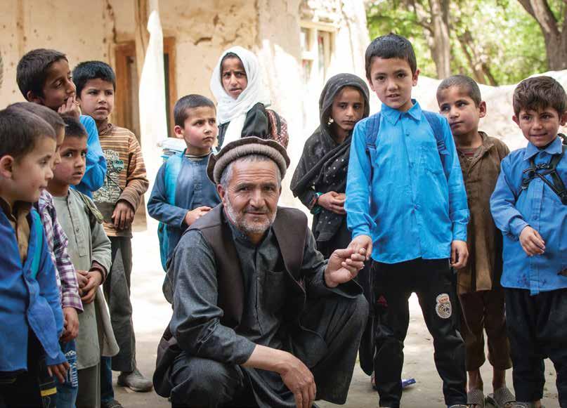 TEMA DEN AFGHANSKA STATEN TEMA DEN AFGHANSKA STATEN Afghanistan-nytt reste till Taloqan i norra Afghanistan för att tala med två afghaner om deras förväntningar på den afghanska staten.