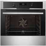 Ugnar Electrolux EOB100W Varmluft med 3-glas lucka, teleskopskenor, antifingerprint rostfri Electrolux EOB100X Pris 525 kr Stor ugn i modern helvit design Matlagningstermometern hjälper dig att