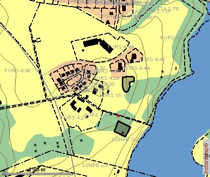 4. FÖRUTSÄTTNINGAR FÖR UNDERSÖKNINGEN 4.1 Topografi Lokalen är belägen i östra kanten av en utskjutande, delvis blockrik, moränrygg. Denna del är bevuxen med lövträd.