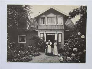 Möt människorna som bodde och arbetade i Lundströmska gården då. Vem var Prinsen egentligen?