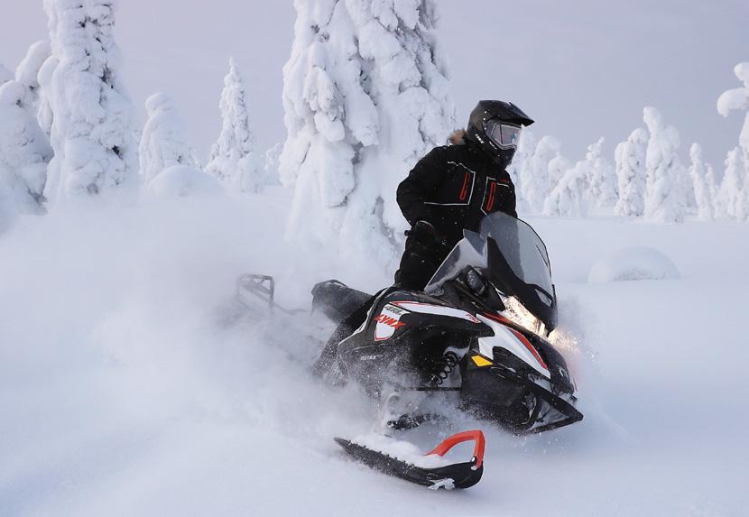 49 Ranger 49 Ranger 600R E-TEC visas på bilden.