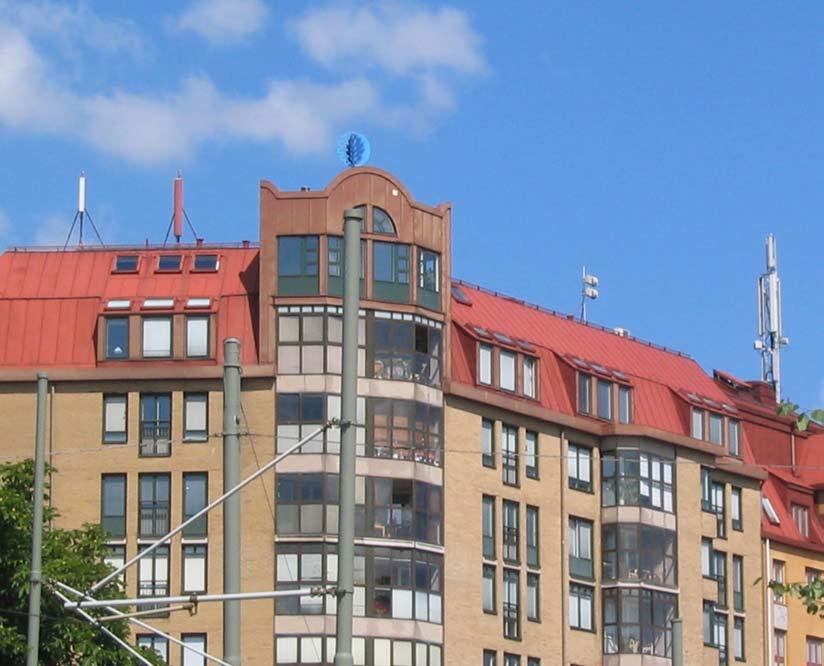 Hamnerius: Elektriska och magnetiska fält i byggnader 40 uteffekter på ett antal kw. Basstationer har uteffekter på 5 20 W per kanal.