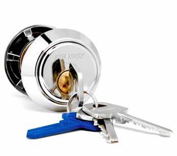 ASSA ABLOY Entré Godkänt lås för din ytterdörr Vårt godkända ASSA ABLOY Entré K1 är det lås vi rekommenderar för dig som väljer ett mekaniskt lås till din ytterdörr.