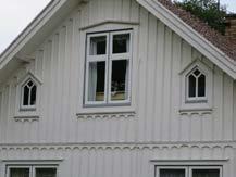 Det ger en särskild dimension att många tegeltak här troligen är från det egna tegelbruket Bruatorps tegelbruk.