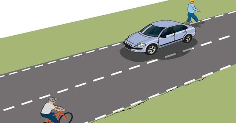 Cykelbana skild från väg Bra val. En mycket säker typ av sträcka eftersom du som cyklist är väl separerad från biltrafik.