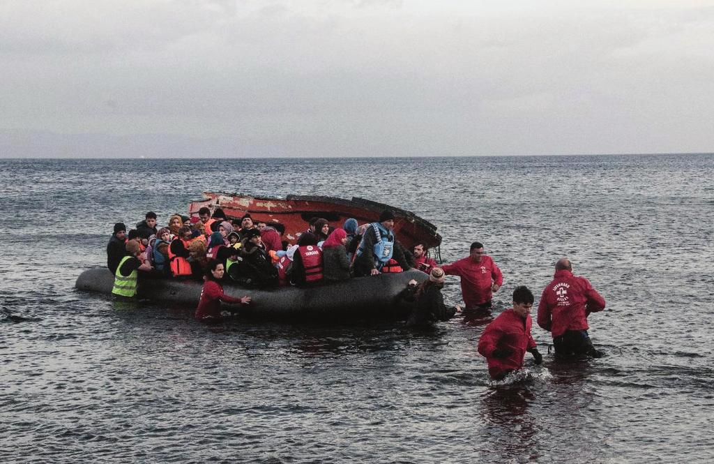 INFORMATION OM FLYKTINGSITUATIONEN I VÄRLDEN Flyktingar är människor som har tvingats lämna sitt hemland för att fly undan förföljelse.