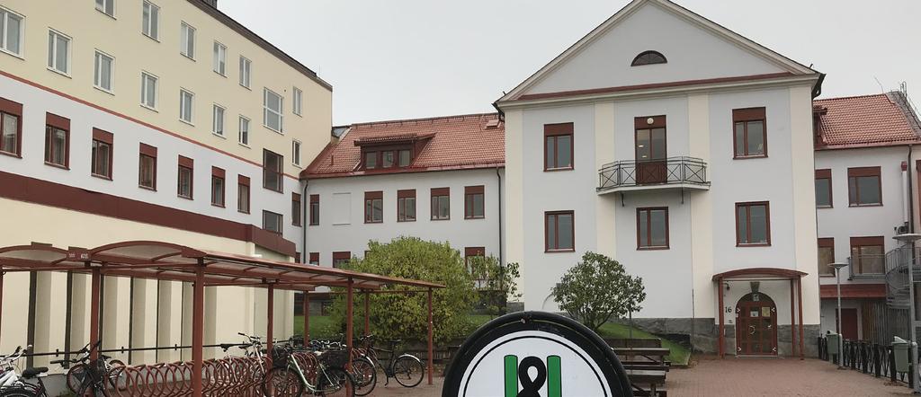 Lust & Lära Friskola Trivsel, engagemang och en familjär stämning Vår tanke med Lust & Lära har alltid varit att erbjuda något mer än en vanlig skola.