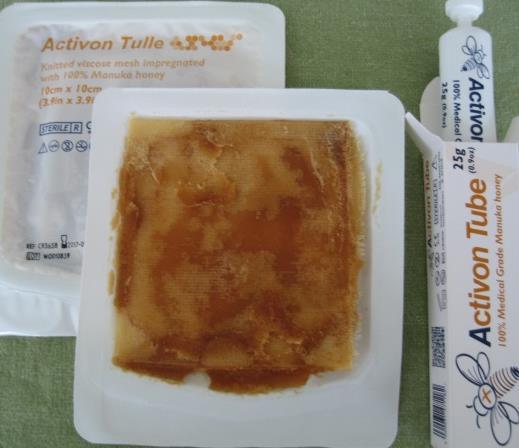 Aktivon Tub och Tulle med medicinsk Manukahonung Anses ha bäst antiseptiska egenskaper av all honungssorter. Antiinflammatorisk effekt. Underlättar debridering av död vävnad genom osmos.