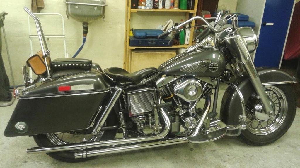 Följande två bidrag har inkommit från Mats Lundberg 72 HD Electra glide 71 Buick Riviera Uppmaning till