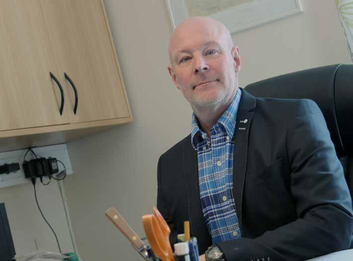 Vi har duktiga underleverantörer i Katrineholm. Det har utvecklats en Gnosjöanda där vi hjälper varandra säger Mikael Pettersson. fixar det bra här och samarbetet ger jobb åt oss alla.
