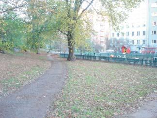 7 PARKEN IDAG INSPIRATION/EXEMPEL Delområde 1 Mycket av den ursprungliga strukturen i parken bibehålls. Parkvägens diagonala, mjuka sträckning har justerats en aning.
