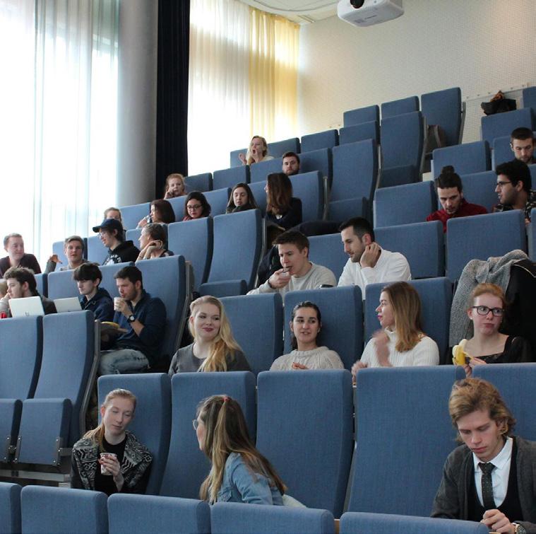 Lokaler på Malmö högskola Info; måste bokas minst 1 vecka innan eventet.