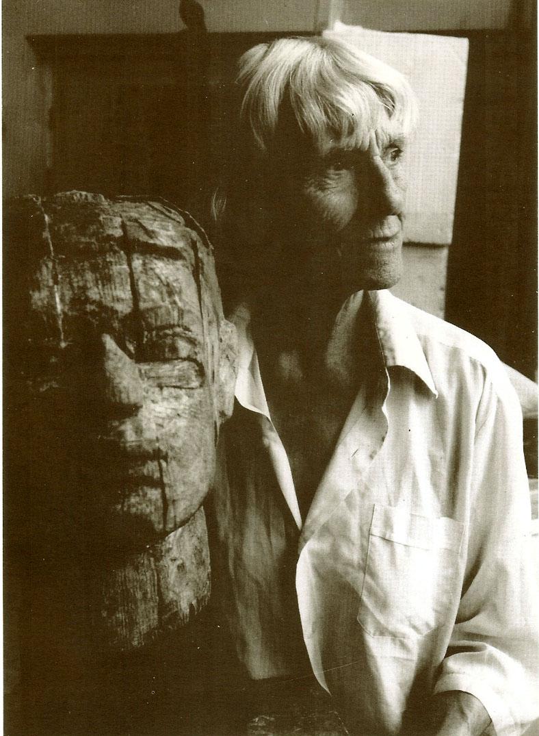 Som ersättning för denna mark utförde torparen och hans familj arbeten dagsverken - på den gård under vilken torpet lydde. Dahlbeck, Eva 1920-2008.