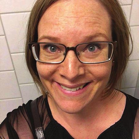 Vem är du? Angelica Petras - välkommen till styrelsearbetet Jag jobbar som ekonom på ett stort företag och är mamma till två barn på 2 och 4 år.