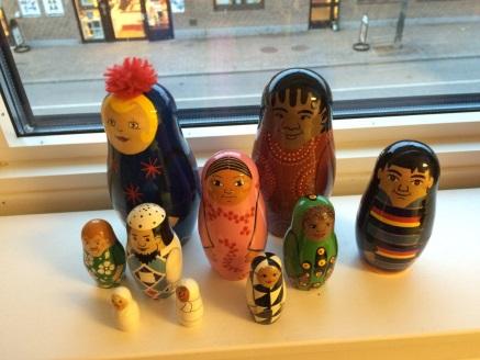 Skriven av Inger Ekbom, Rädda barnen Figur 18. Skilda världar.