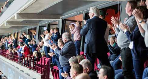 LOGER Hyr loge i samband med match eller för hela säsongen och skapa ett eget evenemang för kunder eller personal med plats för 15 34 personer.